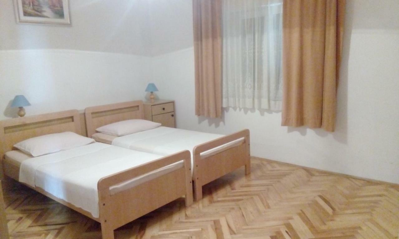 Apartament Zrilić